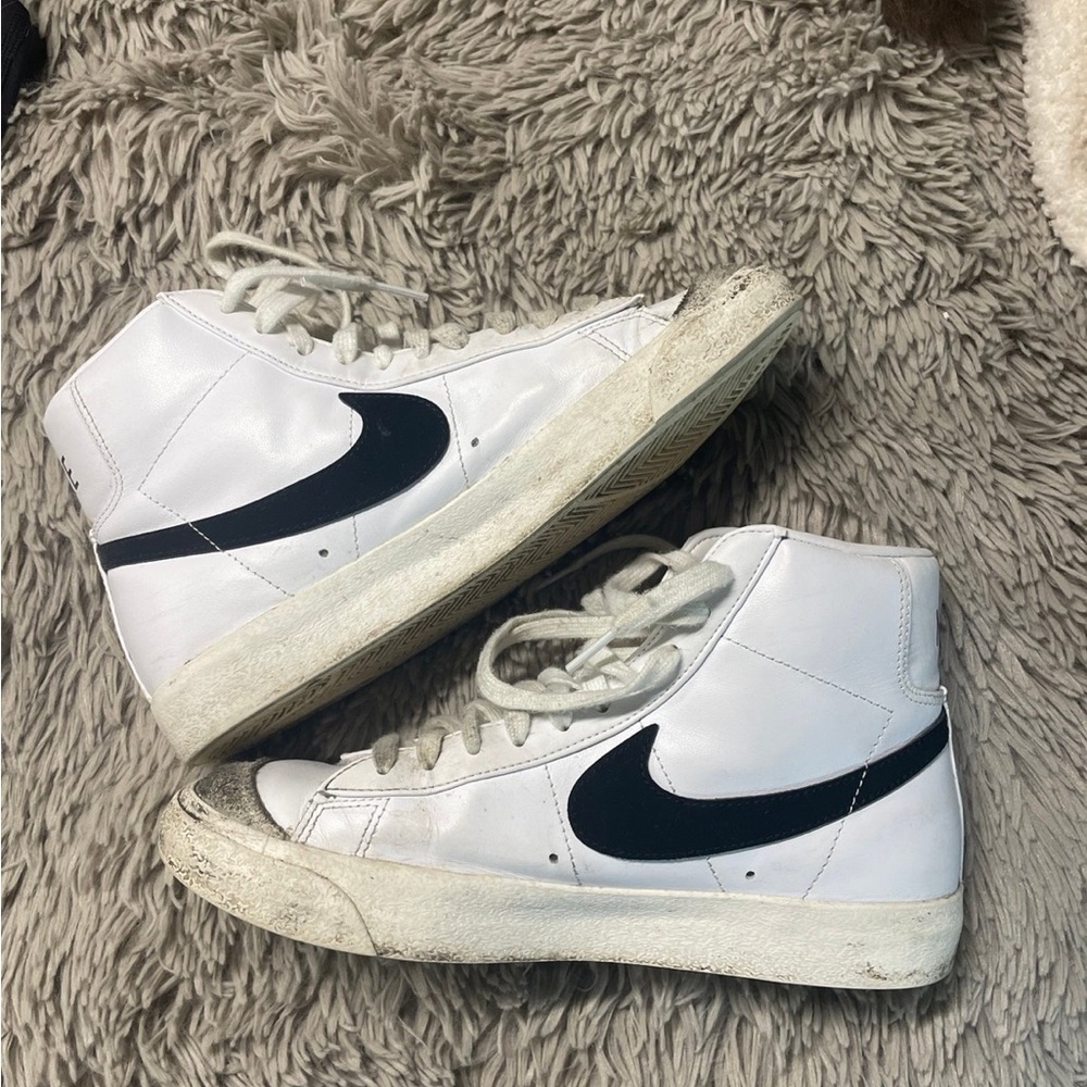 Nike Blazer 77’s